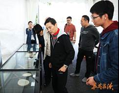 陆元盛参观